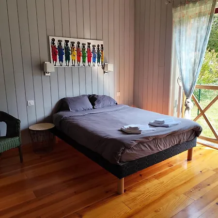 Belle Maison En Bois Au Bord D'un Ruisseau Feriehus Lévignacq